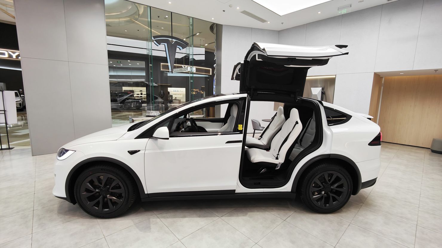 Tesla Shifts Gears: Meet the New 'Hurry' Mode Transforming Your Drive Experience