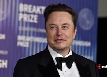 Tesla Showdown: Elon Musk's Huge Pay Debate Heats Up Before Crucial Vote