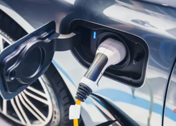 Top Gear Host Quentin Willson Urges Confidence in Electric Vehicle Sales Amid Misinformation Challenges