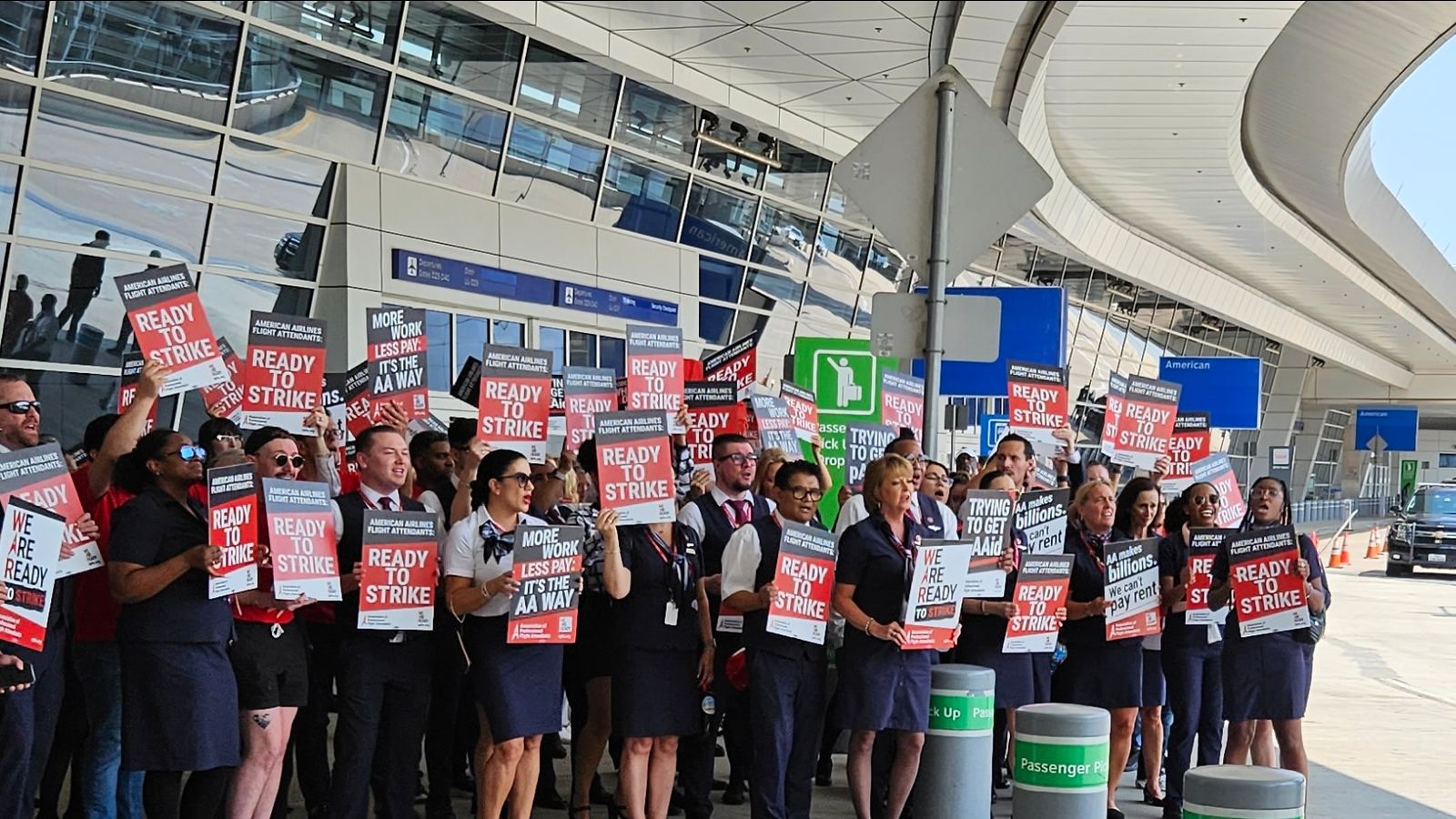 American Airlines Flight Attendants Edge Closer to Strike Over Unresolved Pay Disputes in