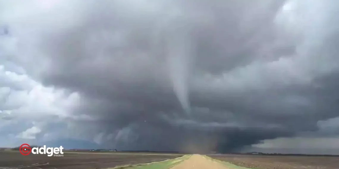 Unexpected Storm How a Quick-Forming Michigan Tornado Took Lives Without Warning