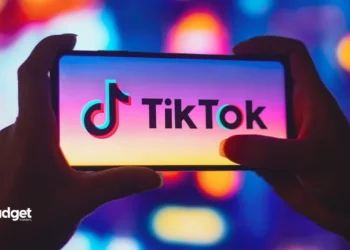 Viral TikTok Trend Helps Strangers Pay Off Debts: How Watching Videos is Changing Lives
