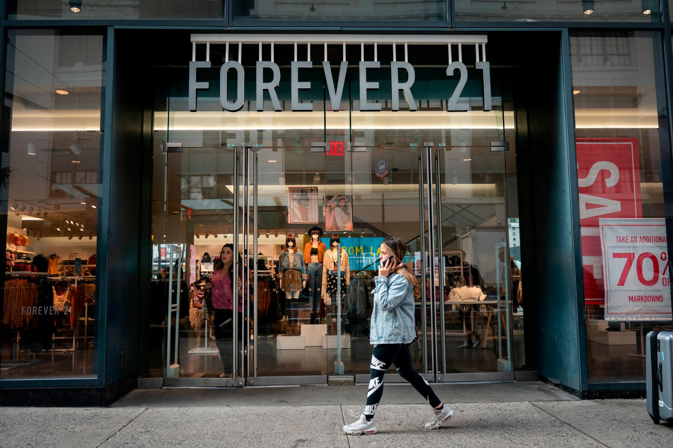 Why Did Our Favorite Stores Close Inside the Bankruptcy Battles of Christmas Tree Shops, Tuesday Morning, and Joann-