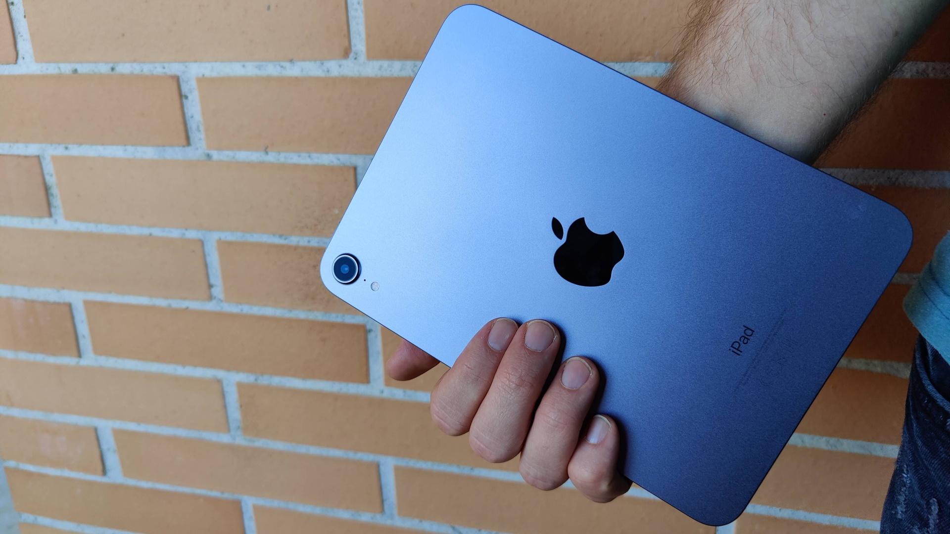 New iPad Mini 7 Launches Without a Charger Europe's Eco-Friendly Shift and What It Means for You---