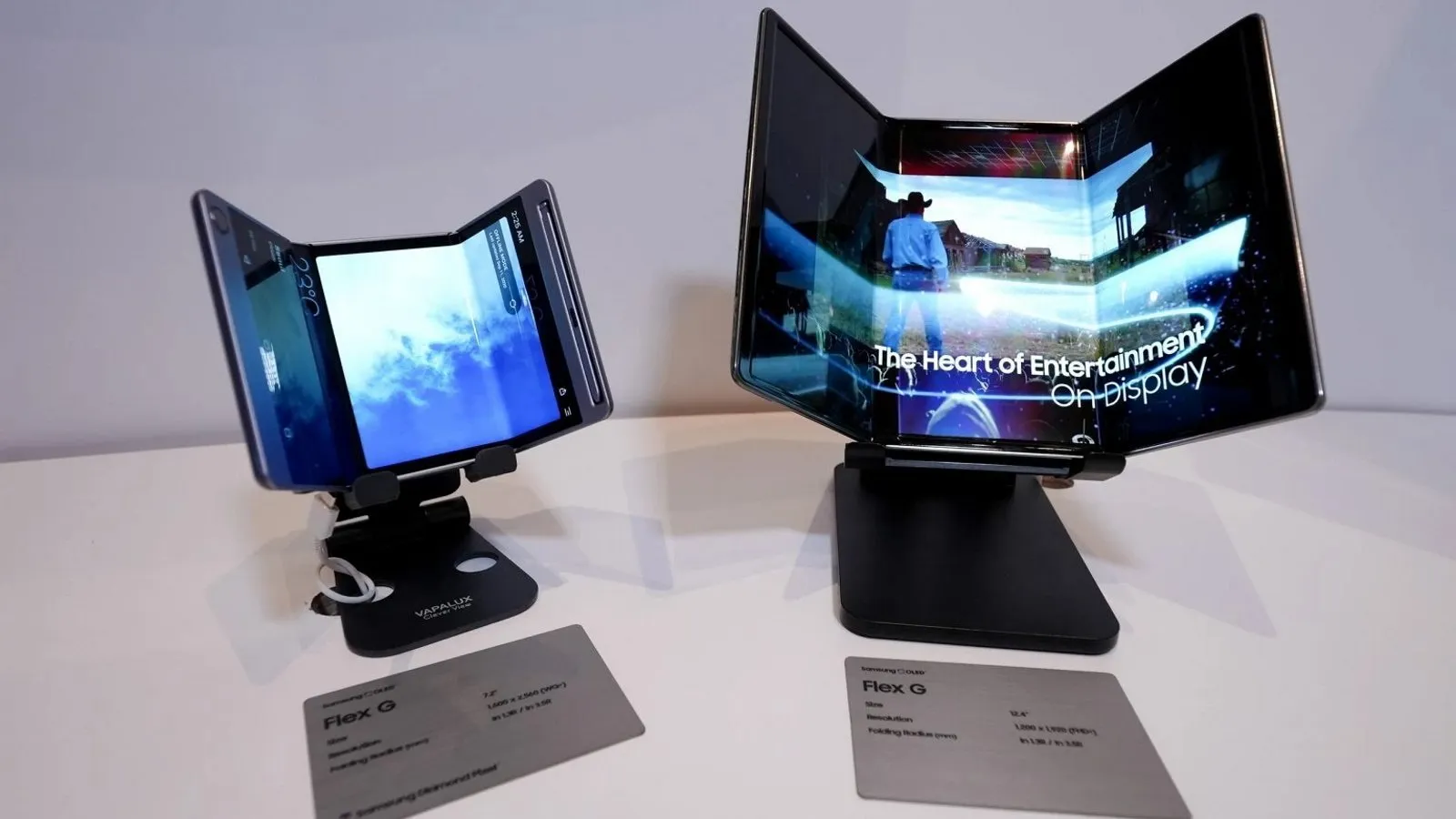 Samsung’s Slidable OLED Screens at CES 2025 Could Change Phones