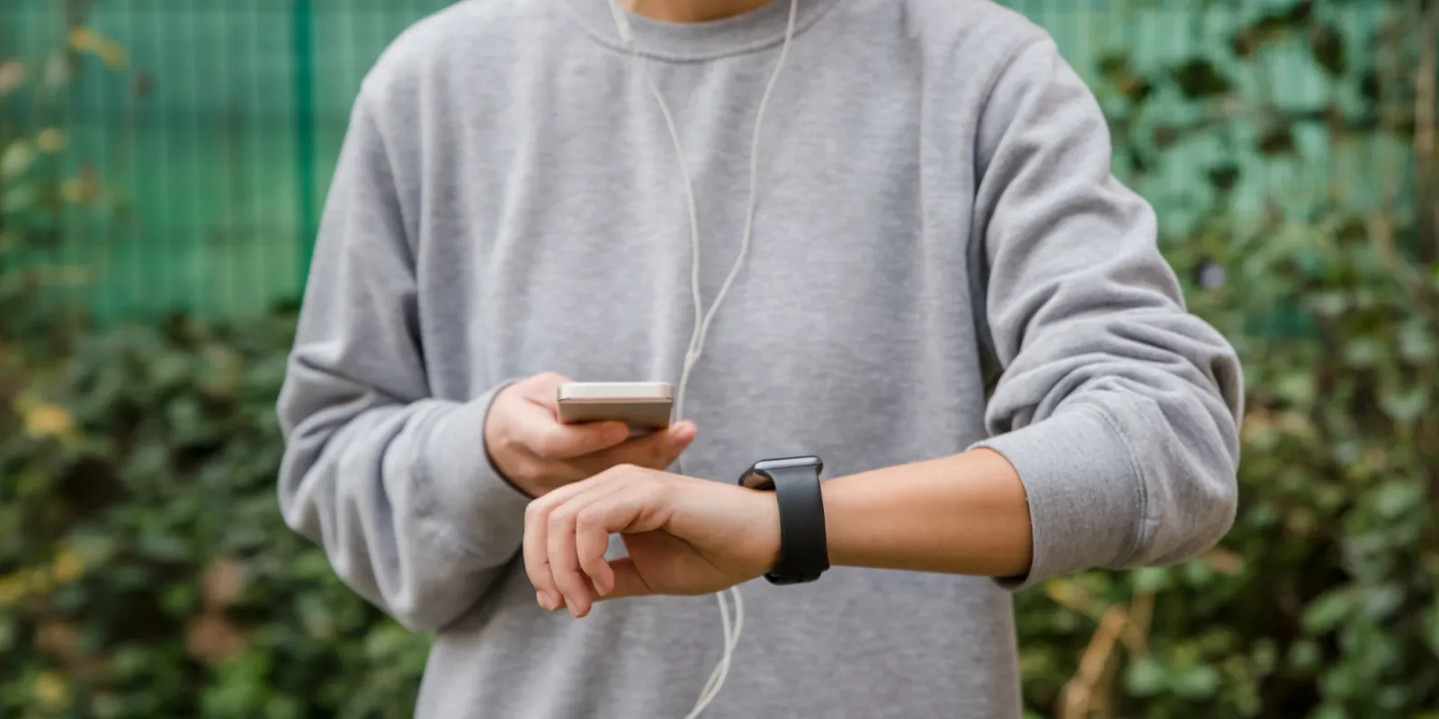 100+ Best Wearable Tech for Fitness Enthusiasts----------