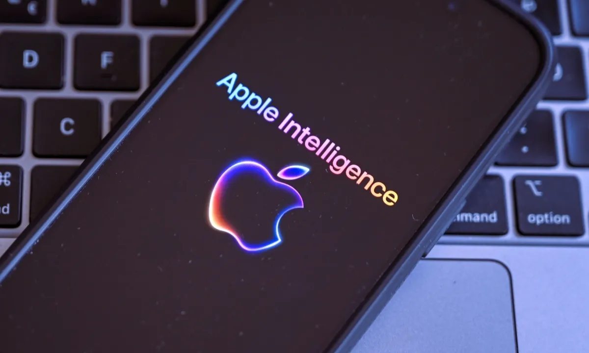 Apple's Big Bet on AI Is the Tech Giant Losing Its Magic Touch with Siri Upgrades---