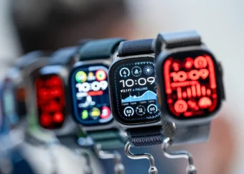 Apple’s Bold Move: Why Future Apple Watches Could Have AI and Cameras for a Smarter Experience