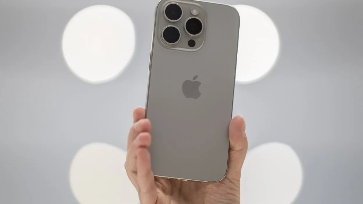 Apple’s iPhone 17 Ultra Might Finally Happen – Here’s What Leaks Say About Its Big Upgrades
