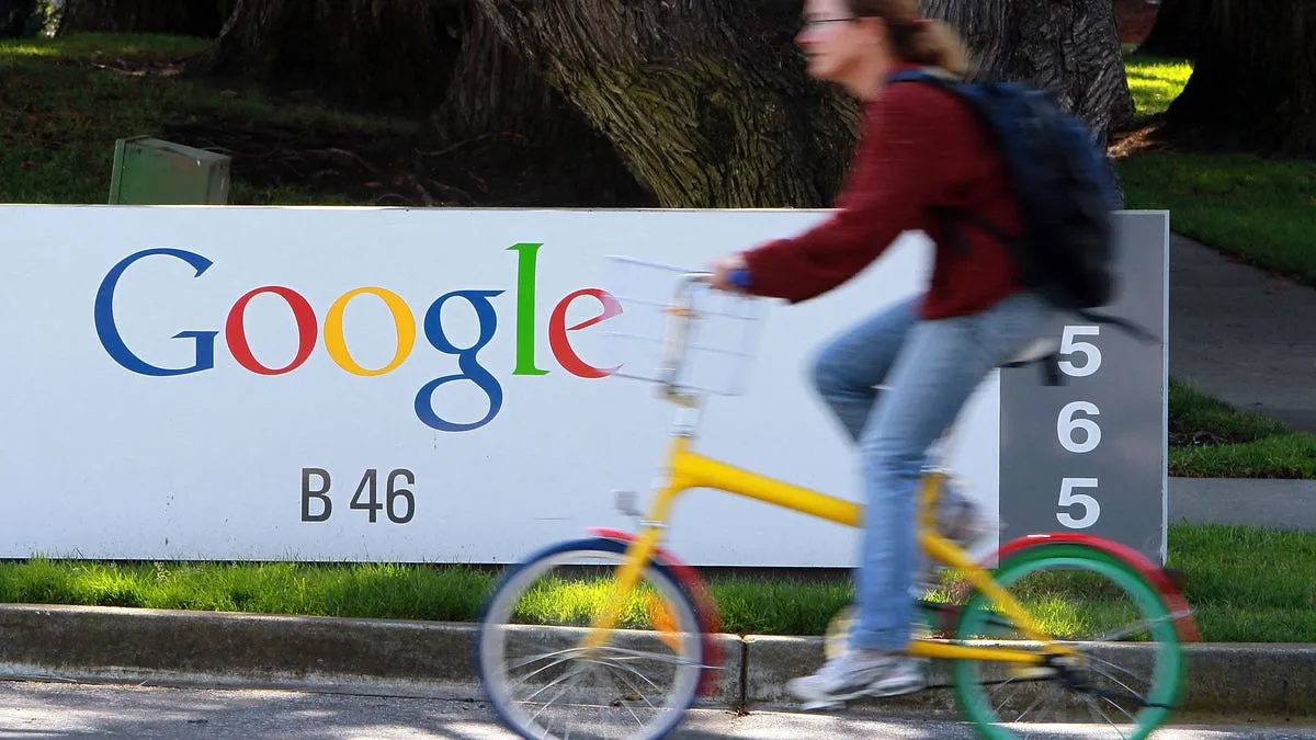 Google’s New AI Update Can Scan Your Screenshots and Plan Your Whole Trip for You