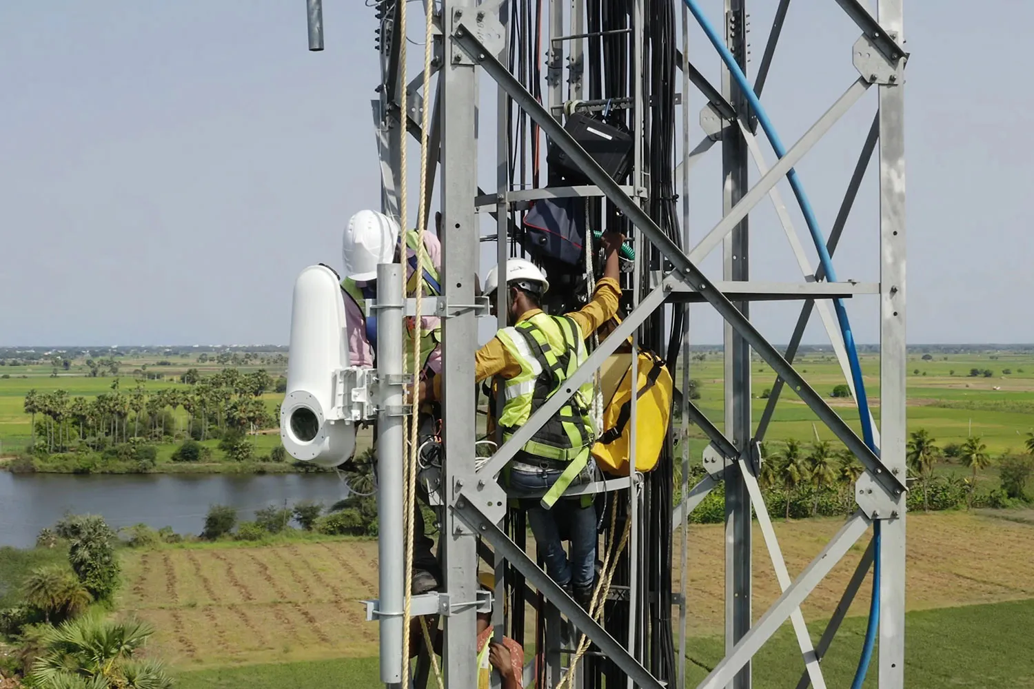 Google’s New Taara Project Could Replace Internet Cables with Beams of Light – A Game-Changer for High-Speed Connectivity