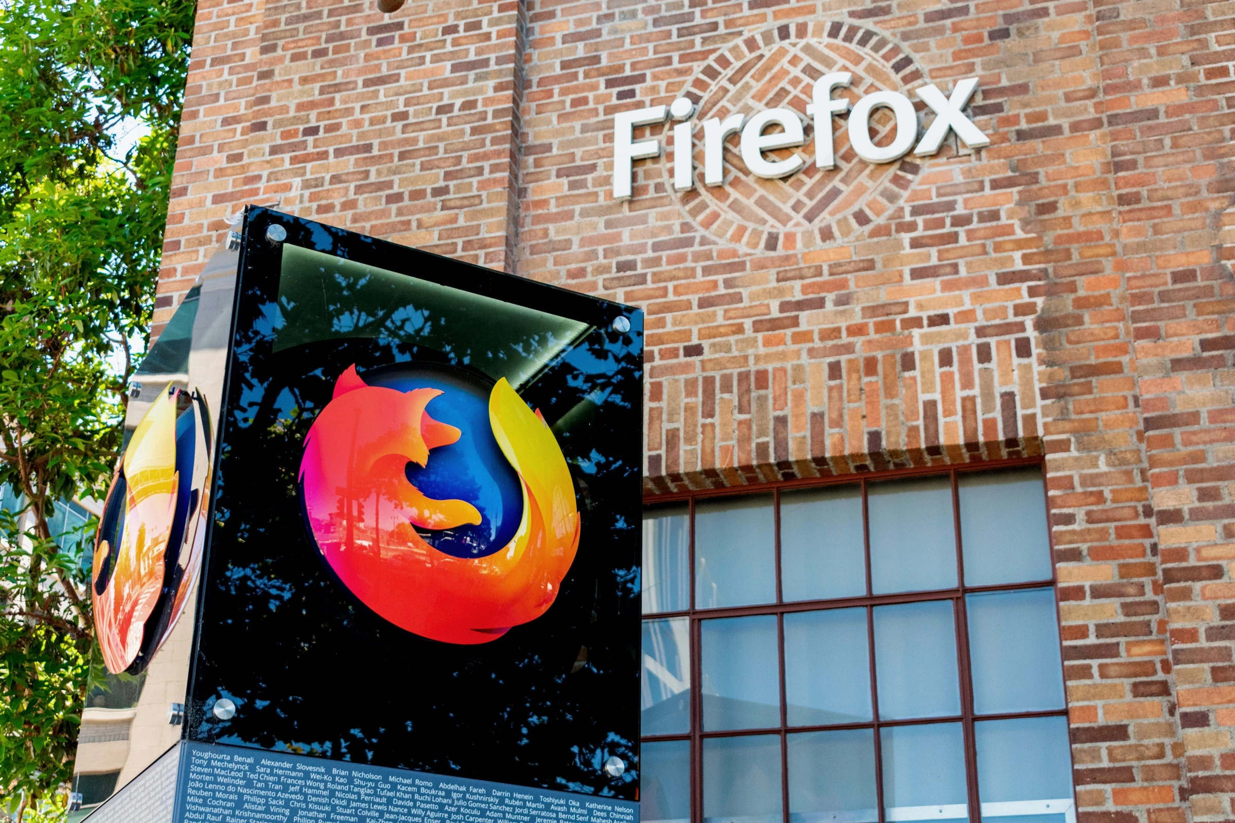 Mozilla Sparks Outrage as Firefox Fans Fear Privacy Betrayal After Terms of Use Change----