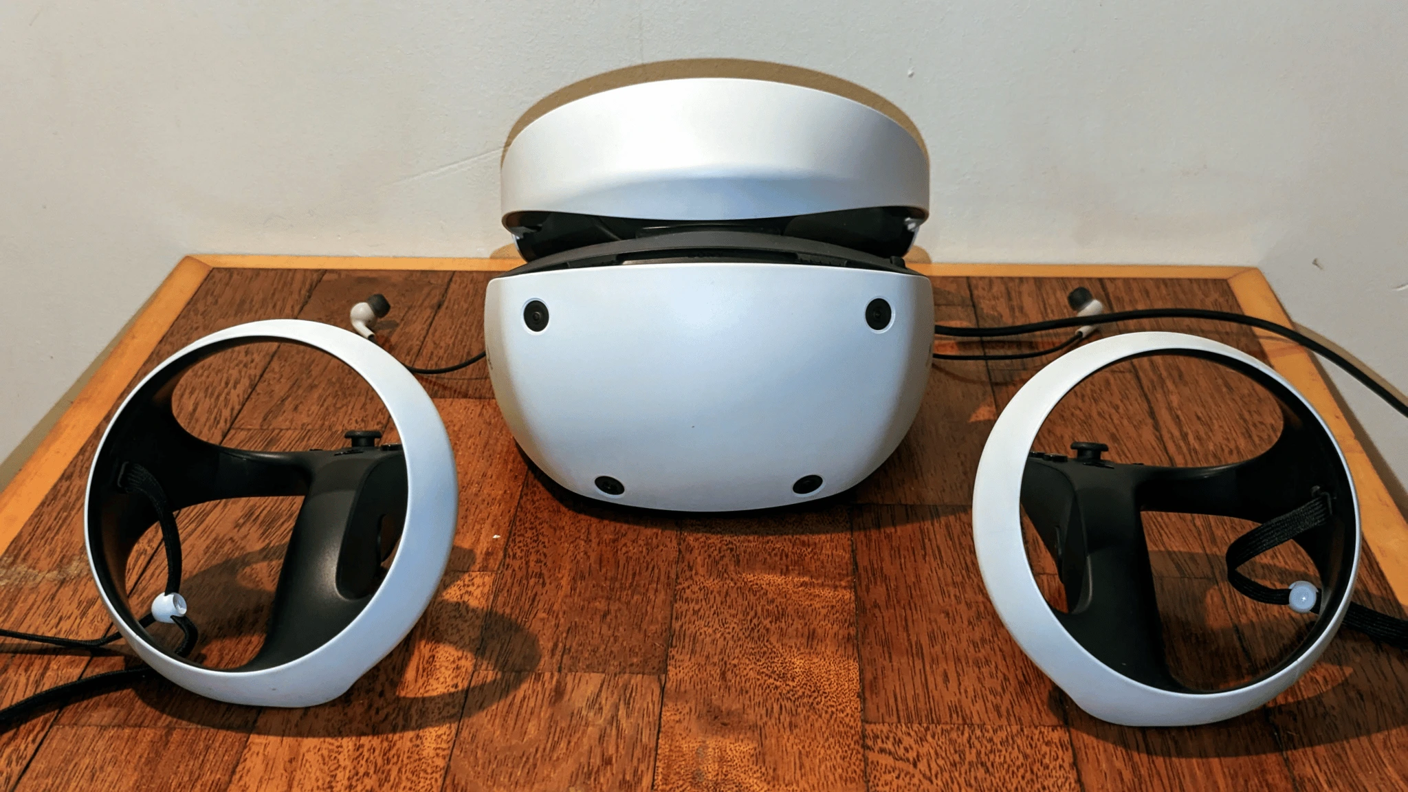 Samsung Teams Up with Sony for a Game-Changing 4K VR Headset – Here’s What You Need to Know----