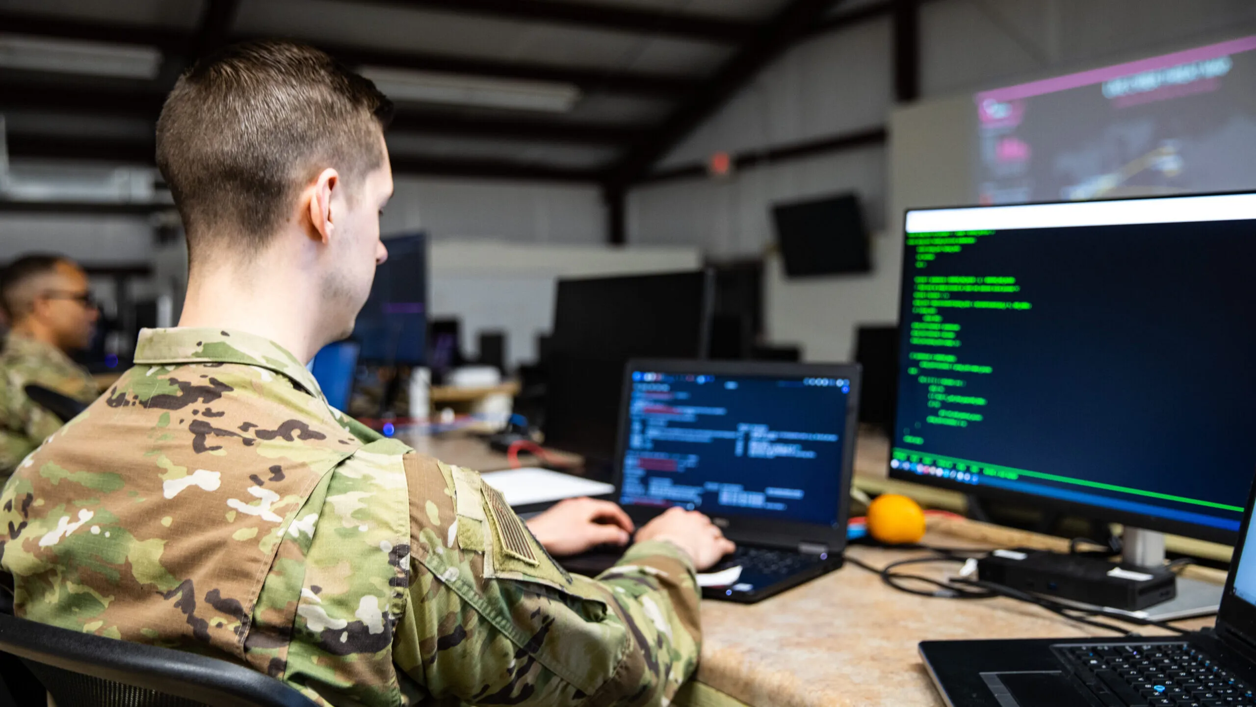 "How the US Military is Using AI to Make Big Decisions and Analyze Data"
