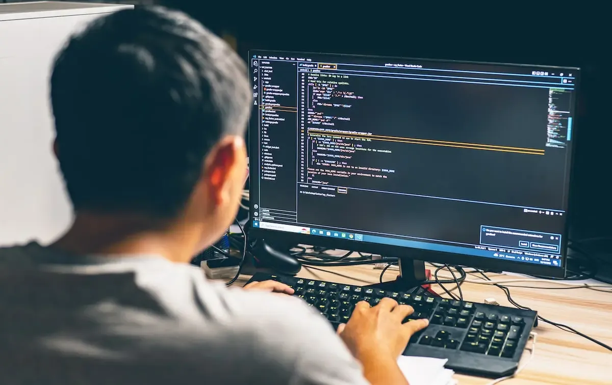 Why AI Still Can't Fix Code Like Human Programmers Microsoft Reveals Surprising Results