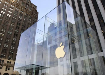 Apple’s New AI Move: How Data on Your Device Could Change Everything for Privacy and Technology