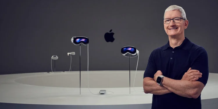 Tim Cook's Race Against Zuckerberg: Who Will Create Smart Glasses First?