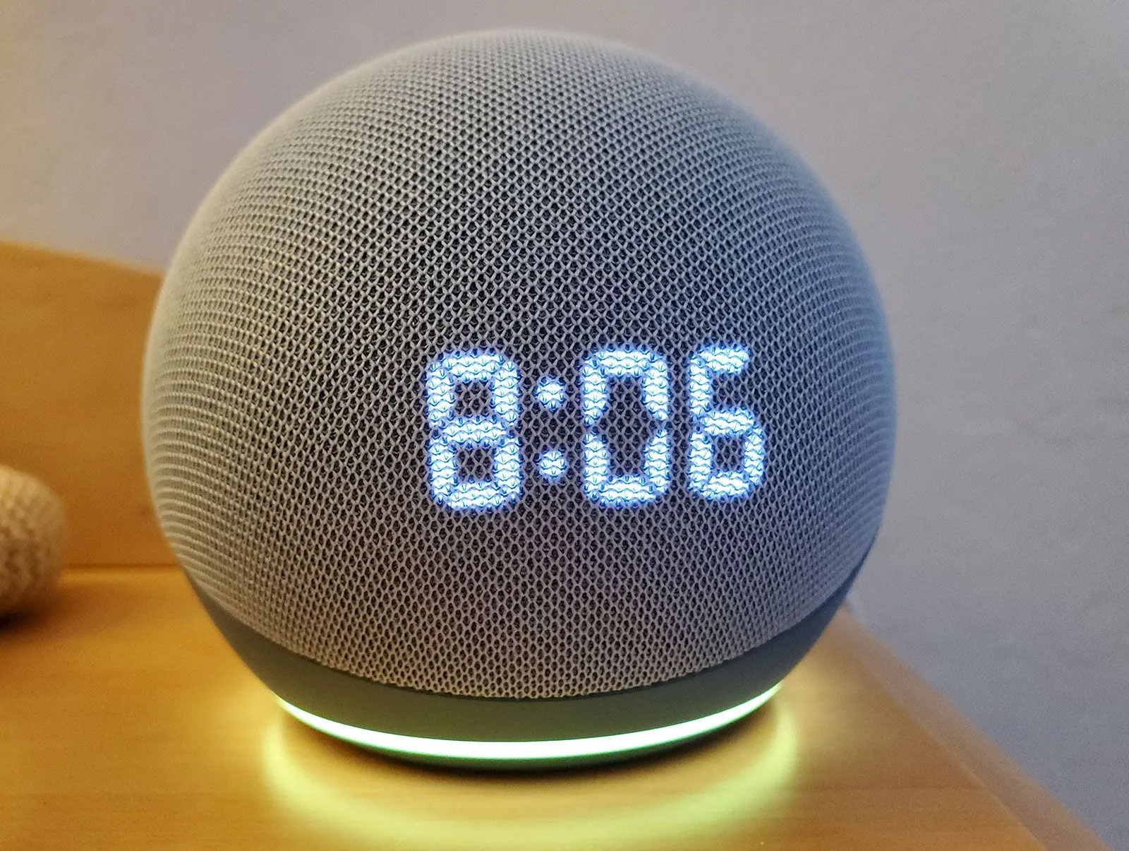 Apple to Let EU Users Switch from Siri to Google Assistant or Alexa