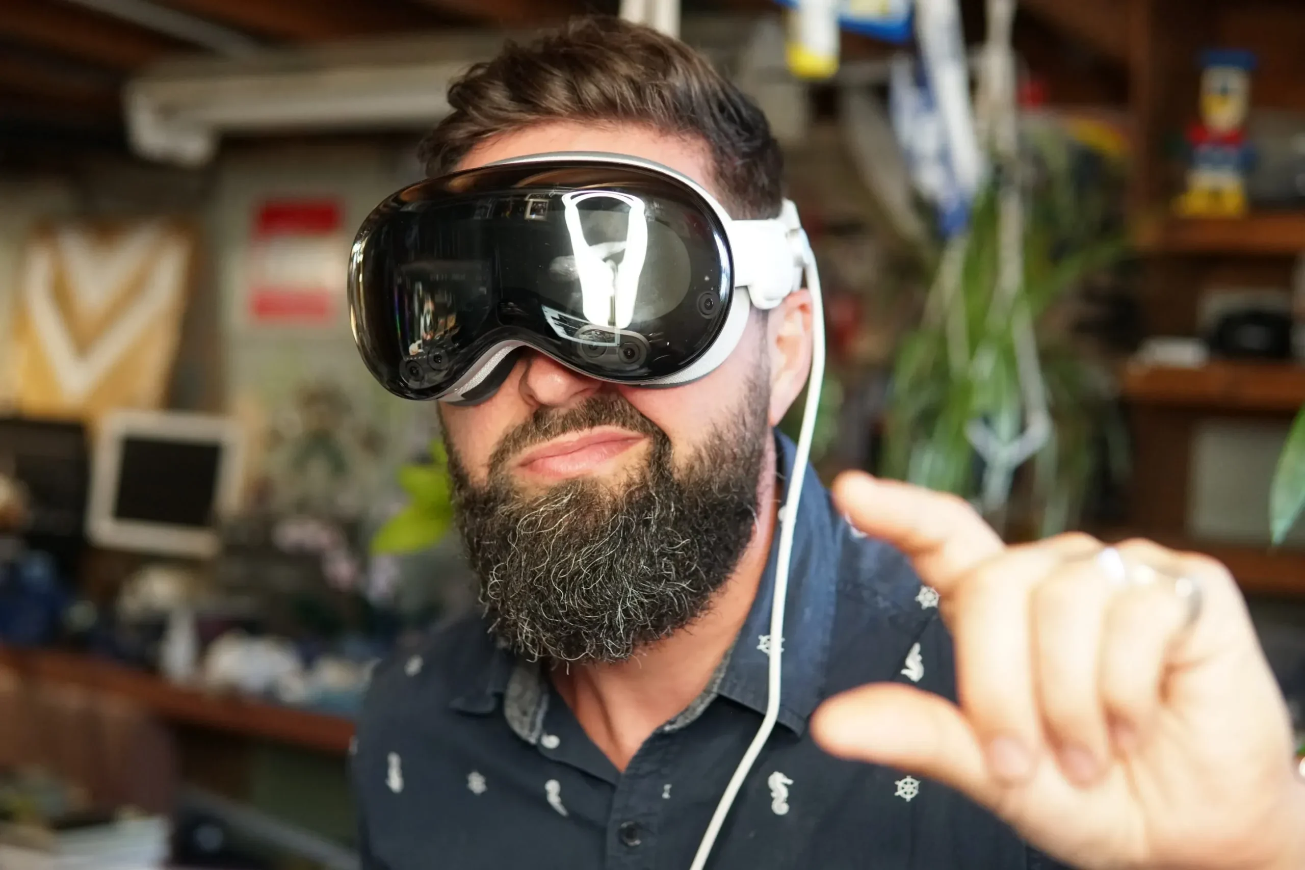 Apple Vision Pro Fails to Impress Buyers with Comfort and Software Issues, Leading to Regret