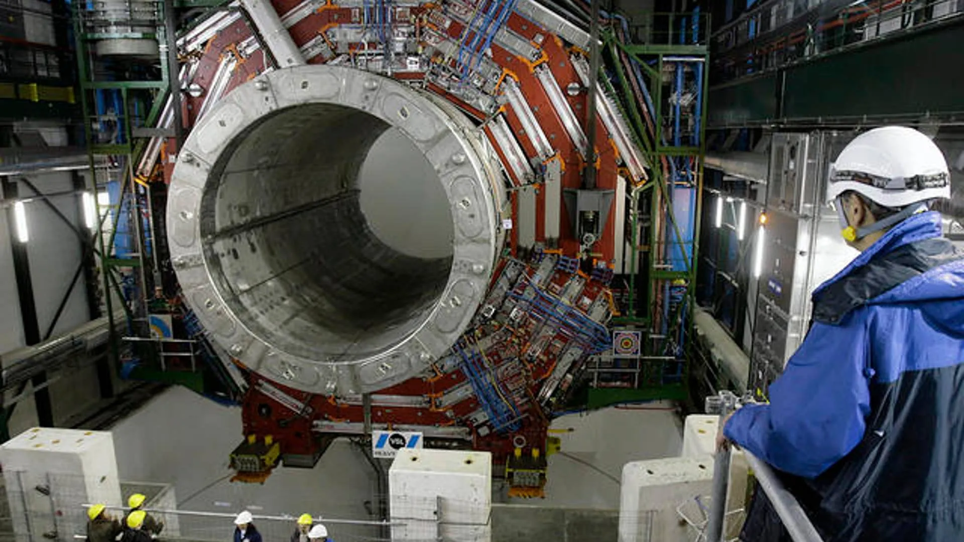 How Scientists at CERN Turned Lead into Gold with the World’s Largest Atom Smasher – And Destroyed It in an Instant